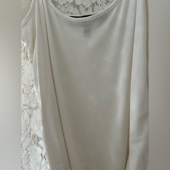 WHBM V-Neck Long Sleeve Lace Top Size Medium - Picture 9 of 13